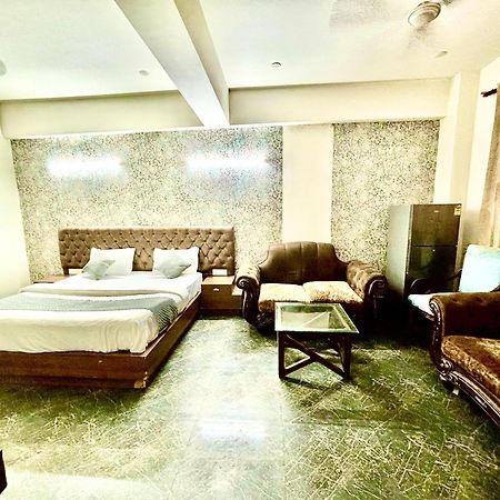 Hotel Pushpanjali New Delhi Eksteriør bilde