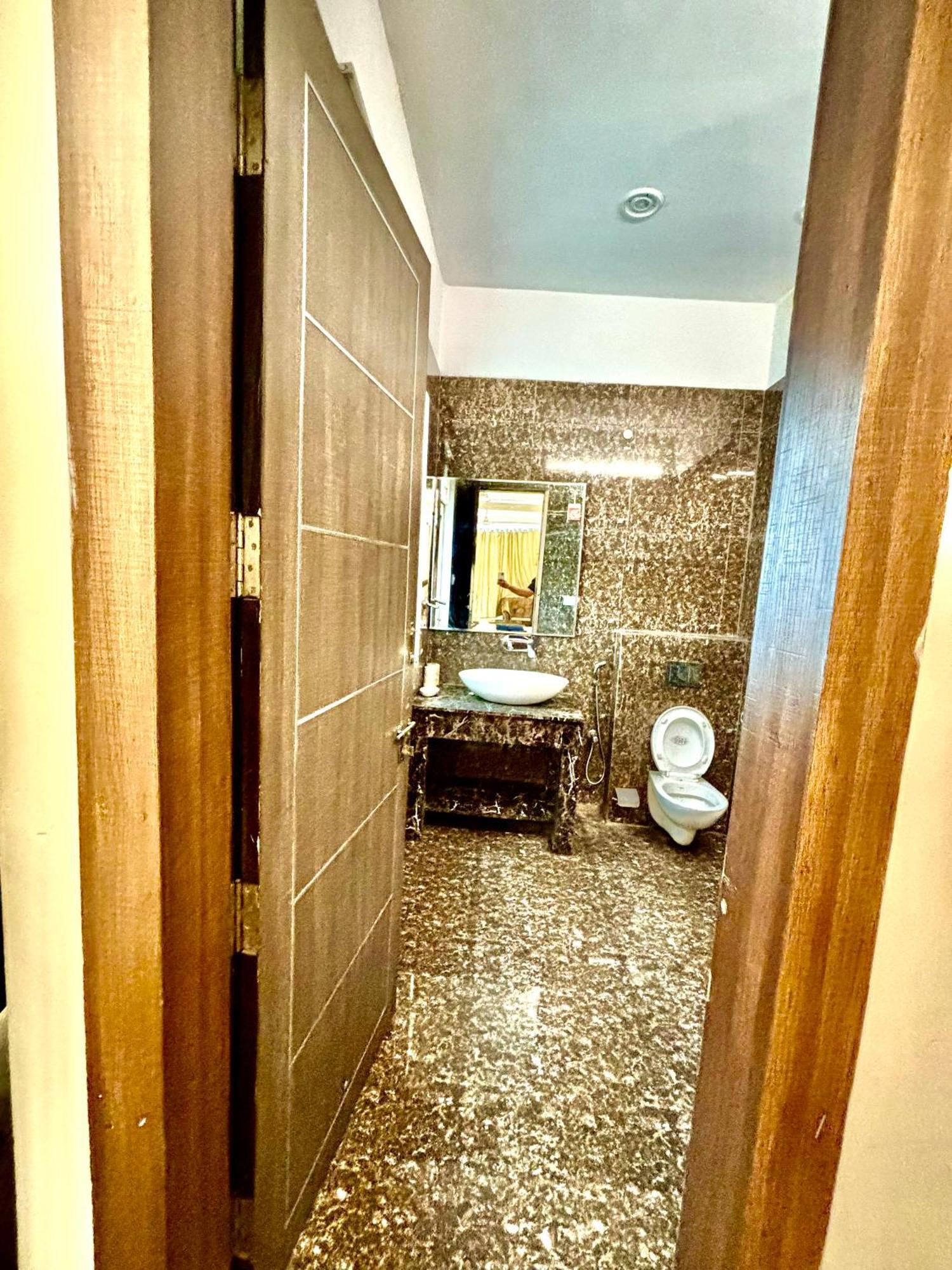 Hotel Pushpanjali New Delhi Eksteriør bilde